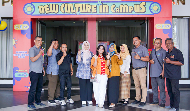 Puluhan Pedagang Meraup Untung di Banyumas Thrift Market Vol.10 "New Culture in Campus"